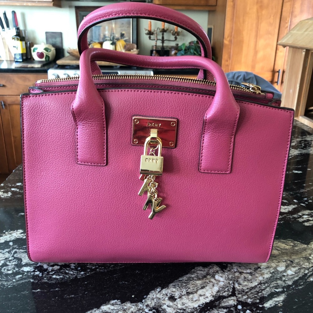 DKNY bag - Picture 2 of 7